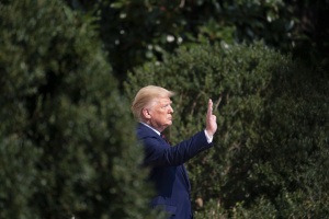 Трамп заявив про повне очищення Ормузької протоки від мін