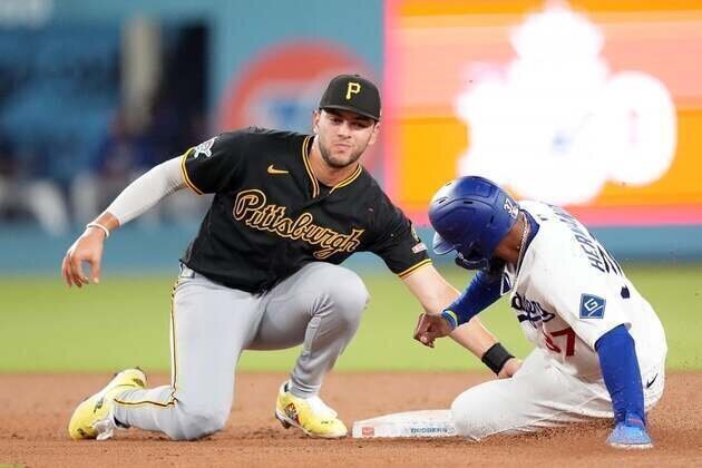 Tommy Edman's walkoff single in 10th lifts Dodgers past Pirates