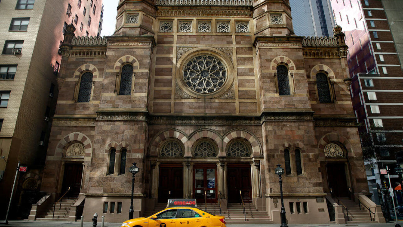 Central Synagogue, a prominent Reform congregation in Midtown Manhattan. 