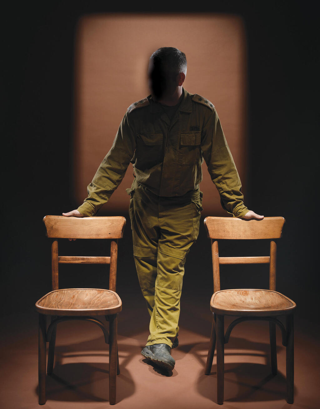 “למצוא מחט בערימת שחת". כוחות צה"ל סורקים אחר ממצאים באחת המנהרות שבהן הועבר גולדין