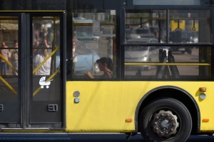 Через ворожу атаку у Києві можливі зміни руху автобусів