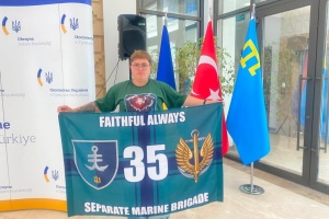 Дружина звільненого з полону захисника розповіла історію про його пошук та допомогу полоненим побратимам