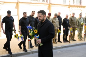 Зеленський ушанував пам’ять полеглих українських воїнів