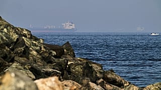 Iran, Oman agree temporary Strait of Hormuz corridor
