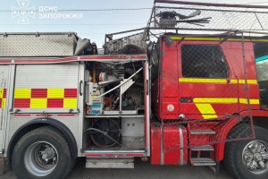 У Запорізькому районі російський дрон поцілив в автомобіль ДСНС, поранені четверо рятувальників