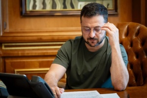 Зеленський внесе до Ради законопроєкти про посилення відповідальності для кол-центрів