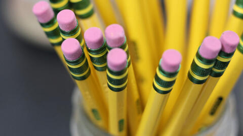 [Image d'illustration] Des crayons dans une école primaire.