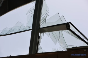 У Борисполі після російського удару загорілася багатоповерхівка