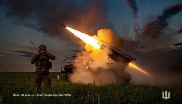 На фронті - 209 бойових зіткнень, ворог завдав 55 авіаударів