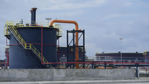 Une vue de la raffinerie d'Aliko Dangote, à Lagos, au Nigeria, a commencé à exporter ses carburants vers plusieurs pays d'Afrique de l'Ouest.
