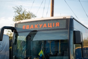 Триває евакуація із 18 населених пунктів Синельниківського району