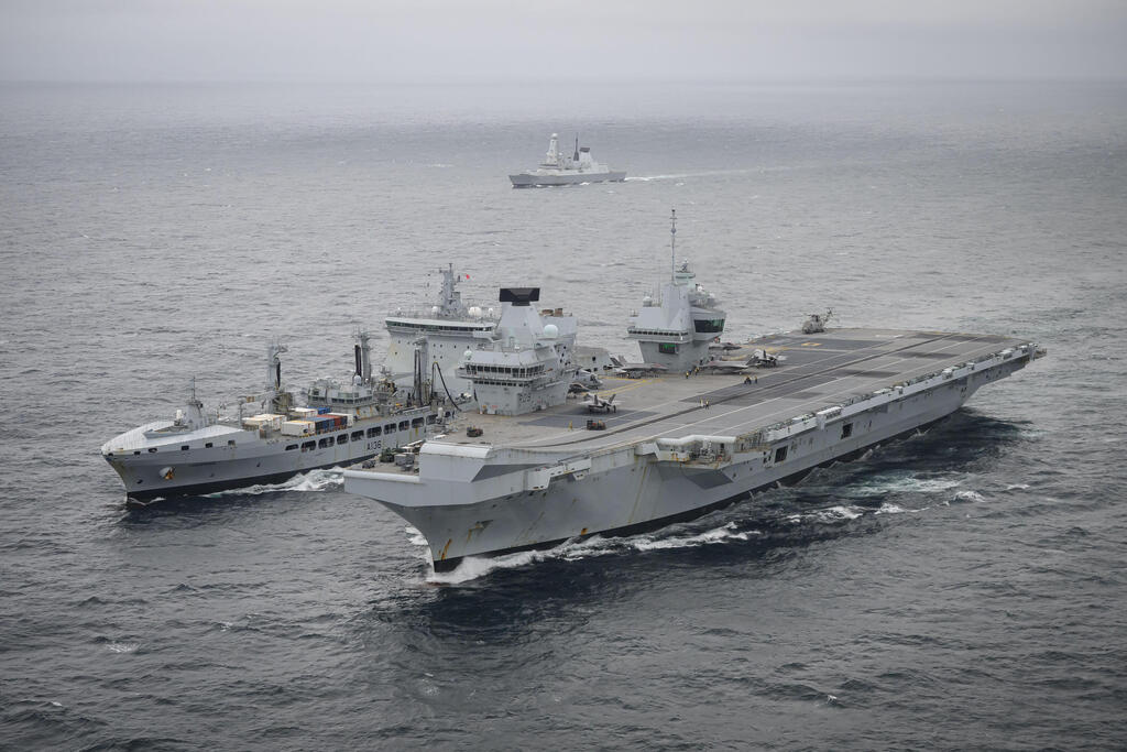 25 ביוני  נושאת המטוסים של בריטניה HMS Prince of Wales  במהלך תרגיל נאט"ו בים ליד נורבגיה