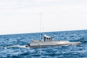 ВМС показали перший в історії бій морських безекіпажних катерів