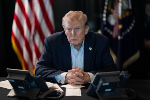 Трамп закликав Україну припинити атаки на російські НПЗ