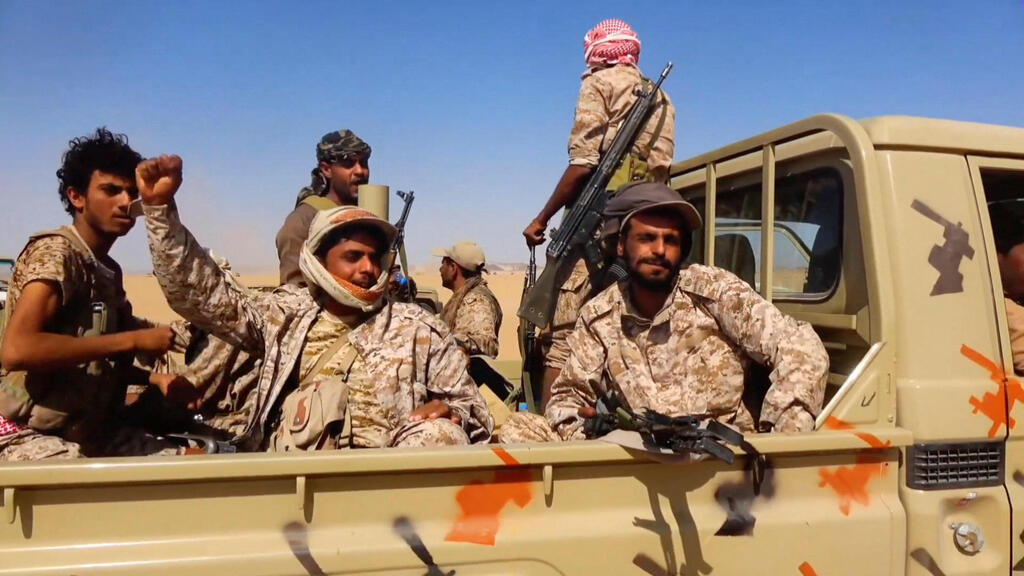 Yemeni government forces fighting the Houthis in the Al-Hazm area (Photo: Media Centre Of The Yemeni Armed Forces/Handout via REUTERS) כוחות ממשל תימן הנלחמים בחות'ים באזור אל-חאזם