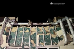 Росіяни атакували центр Дніпра: у бізнес-центрі сталася пожежа