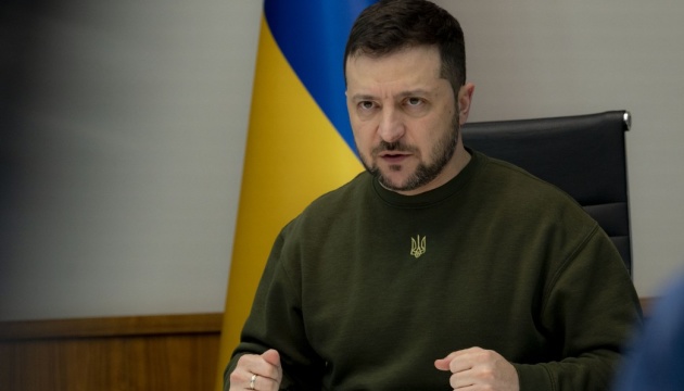 Україна посилить удари по російських НПЗ у відповідь на «нову доктрину» Путіна - Зеленський
