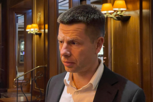 «Європейська Солідарність» виключає з фракції нардепа Олексія Гончаренка 