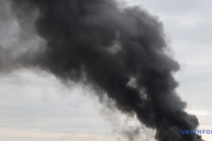 У Краматорську FPV-дрон влучив в авто патрульних, є загиблий