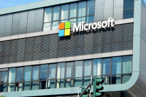 США закрили Microsoft доступ до програми грін-карт для співробітників