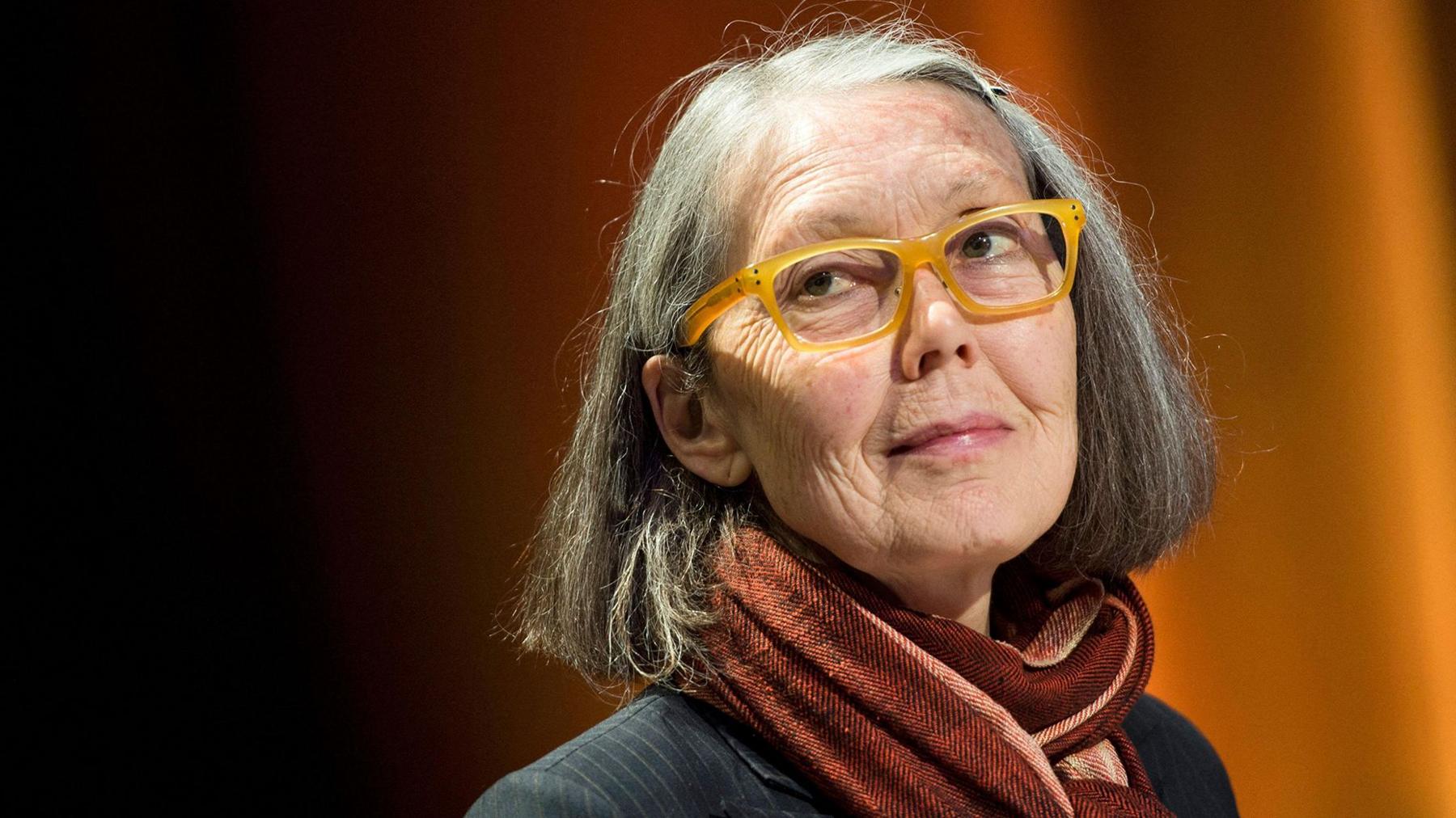 Anne Carson headshot