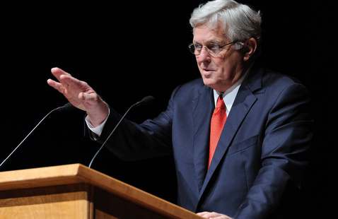 Robert Khayat