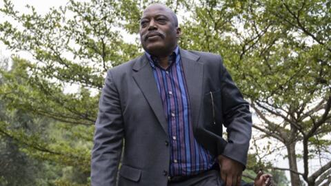 L'ancien président congolais Joseph Kabila, ici le 29 mai 2025 dans sa résidence de Kinyogote à Goma, en RDC.