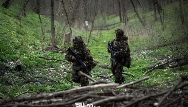 На фронті 195 зіткнень, найбільше ворожих атак на Покровському та Гуляйпільському напрямках