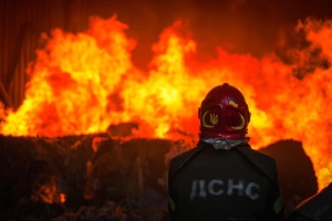 Через атаку дронів на Львівщині пошкоджені будинки та автомобілі