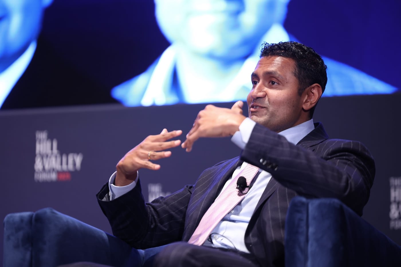 Smoking Becomes Trendy In Silicon Valley as Some Researchers Believe AI Will Cure Cancer