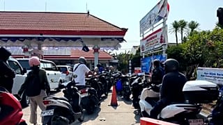 Indonesia: Bali fuel supply delays spark panic buying and hours-long queues