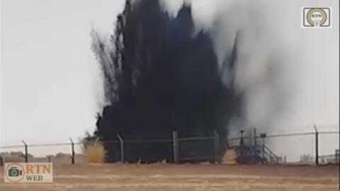 Au Niger, du pétrole brut jaillit d'un puits sur le bloc pétrolier d'Agadem, à environ 1 700 km de la capitale Niamey. Capture d'écran de la RTN (RADIO TÉLÉVISION DU NIGER).