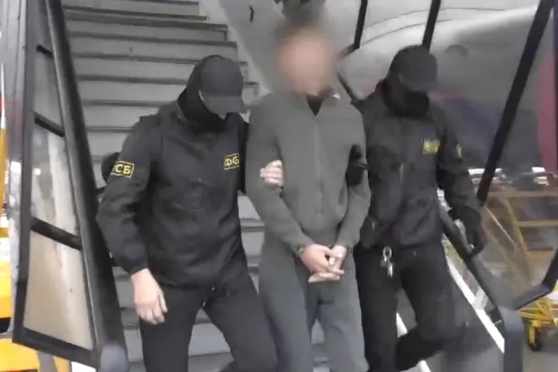 На Сахалине задержали японского журналиста Имаи Юки. Суд в Москве уже отправил его под арест