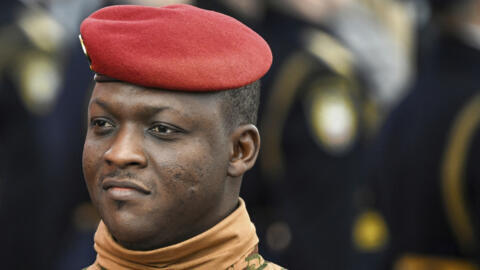 Le président du Burkina Faso, Ibrahim Traoré, ici le vendredi 9 mai 2025, à Moscou. (Photo d'illustration)