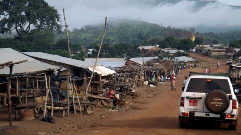 Une vue sur les montagnes de Simandou, à Beyla, en Guinée, le 4 juin 2014 (image d'illustration)
