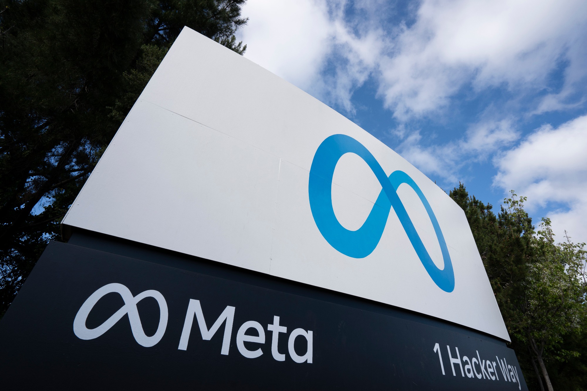 Meta headquarters in Menlo Park, CA.