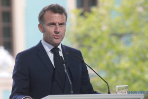 Макрон про €70 мільярдів для України: Спочатку треба прискорити виплату погоджених коштів