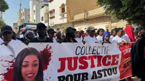 Les femmes réunies à Dakar pour dénoncer l'inaction face aux violences faites aux femmes, ici le 16 octobre 2026.