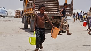 UN says at least 150,000 have fled their homes in Yemen amid fighting