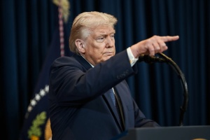 Трамп вважає, що Париж невдовзі стане мусульманським містом