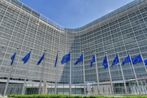 Єврокомісія вимагає, щоб SpaceX відновив надання послуг Україні в повному обсязі