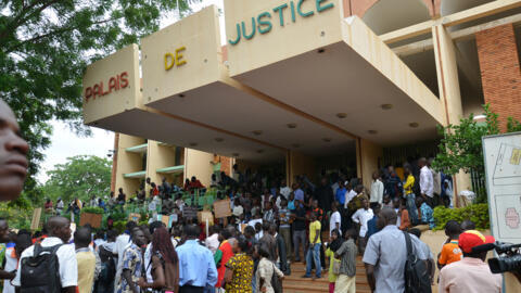 Le nouveau code pénal burkinabè renforce les peines encourues pour de nombreux crimes et délits [illustration].