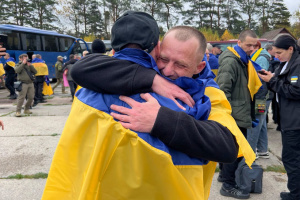 СБУ показала ексклюзивні кадри з обміну полоненими
