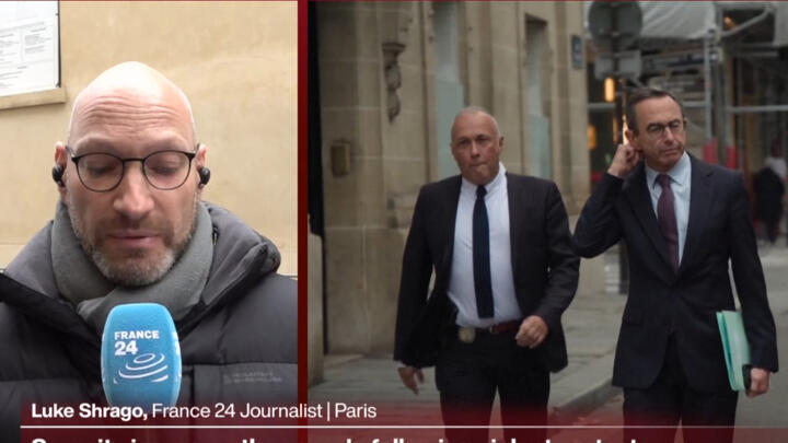 French PM holds talks with party leaders
