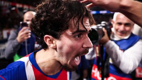 PSG v Barcelona
