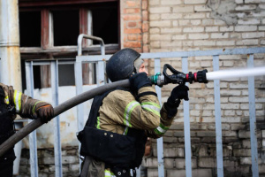 Росіяни завдали ракетного удару по Лозовій: є загиблий, двоє поранених