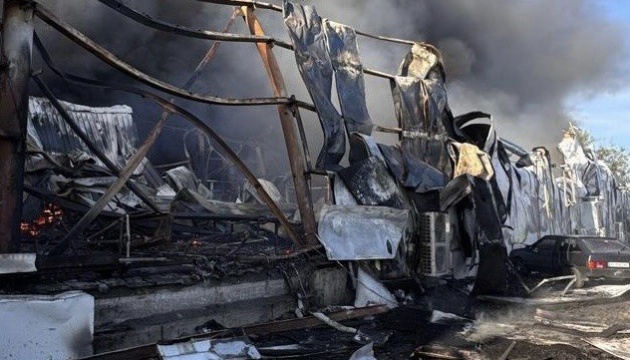 Кількість загиблих через удар по складах під Дніпром 20 жовтня зросла до трьох
